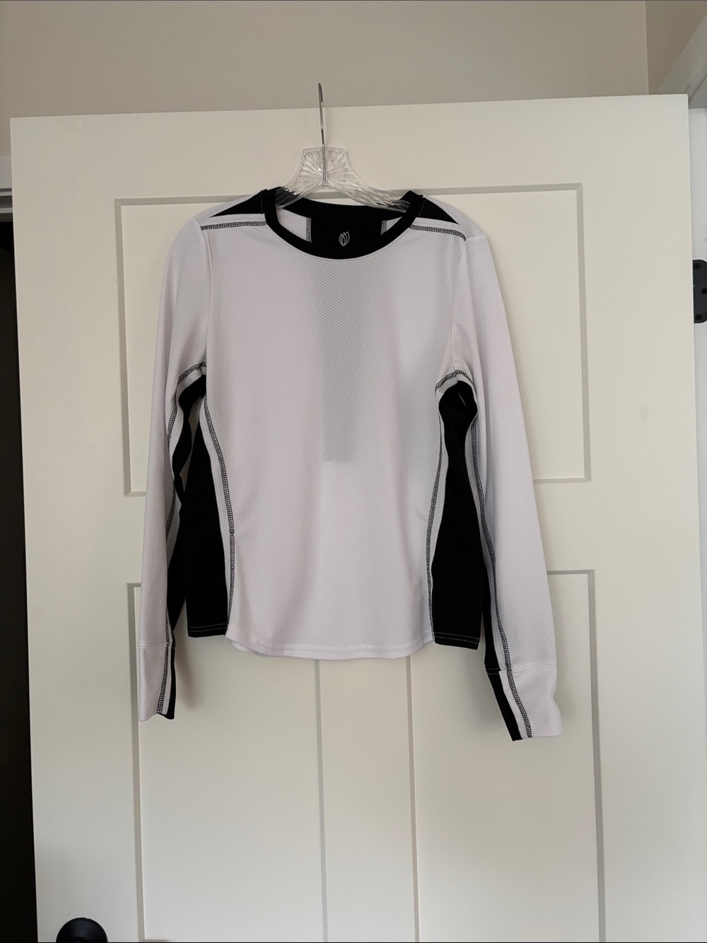 Long Sleeve Crew Performance Tee - White/Black